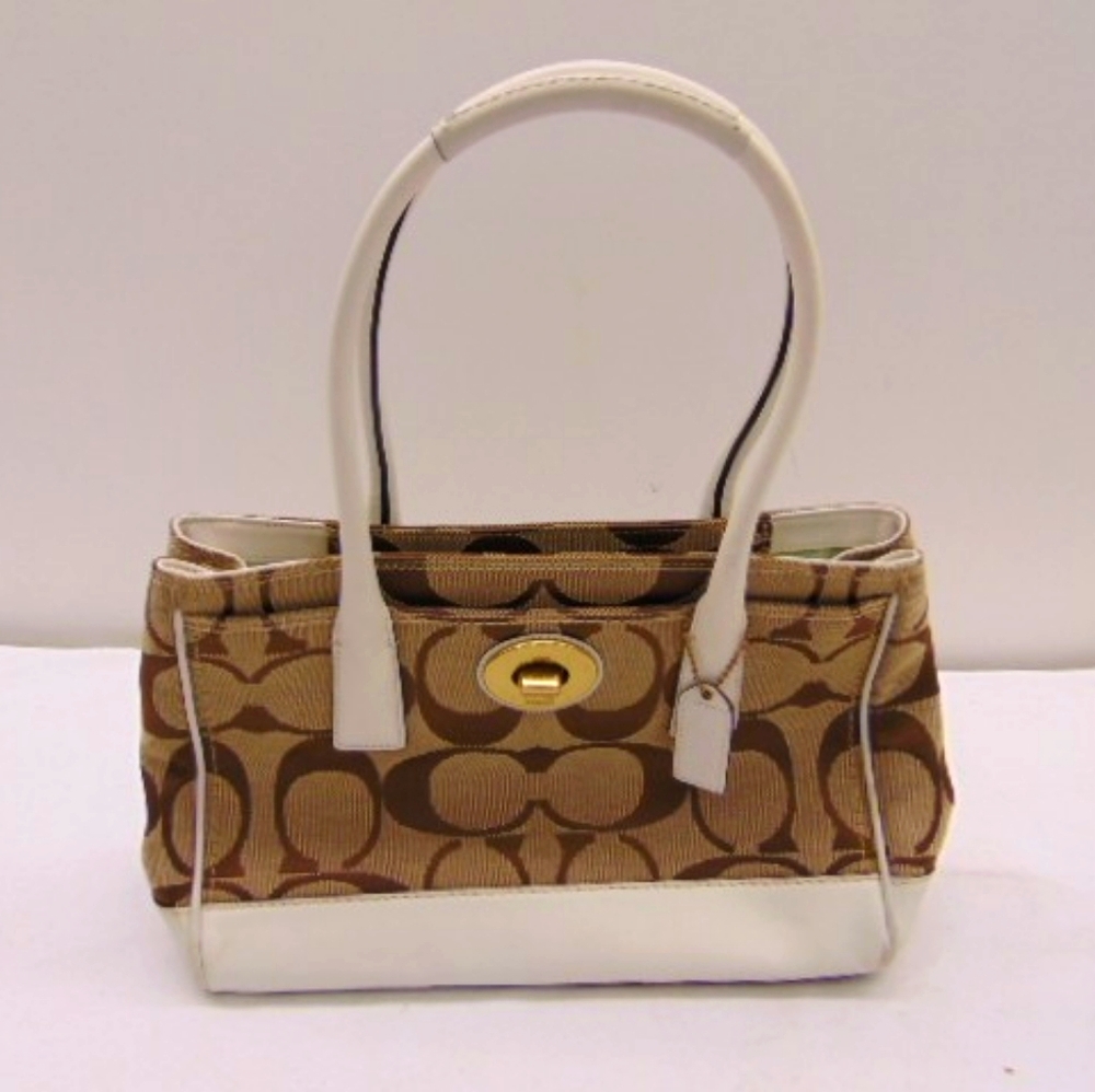 Coach 11557 Hampton Madeline Signature Satchel - Picture 1 of 3
